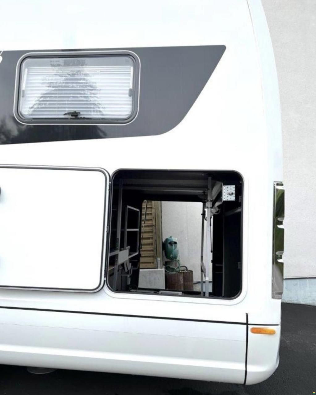 Niesmann-Bischoff Arto 76 LE