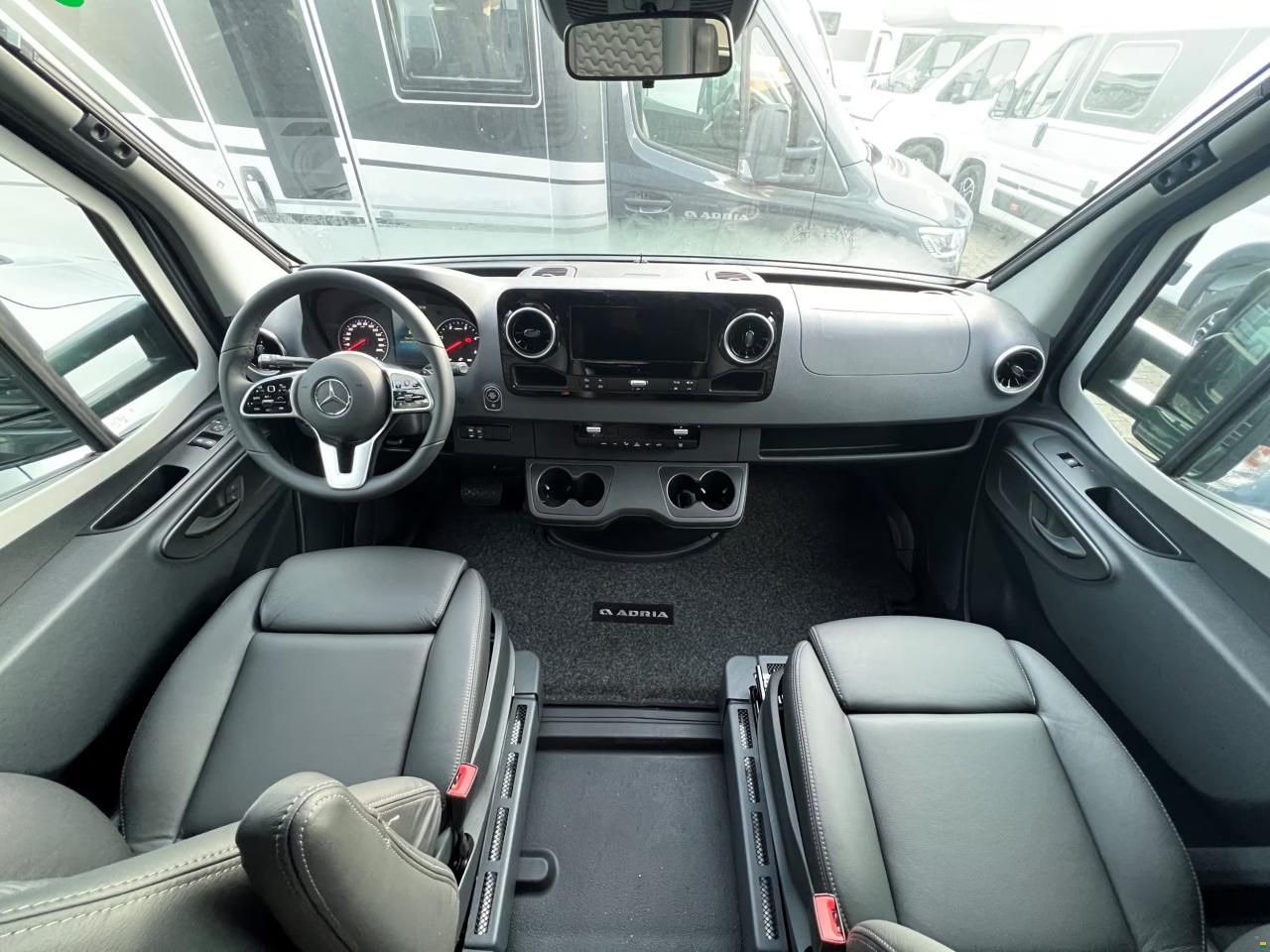 Adria MB MATRIX SUPREME 670 SL