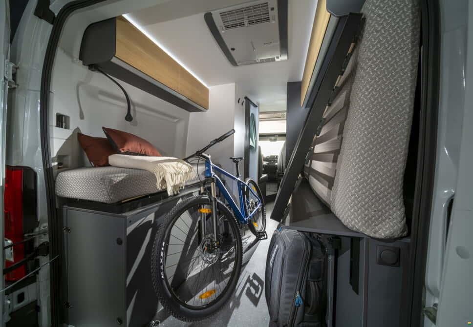 Adria SUPREME 600 SPB