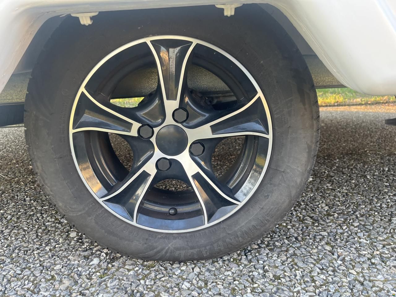 Niewiadow N126 -nun mit Vorzelt