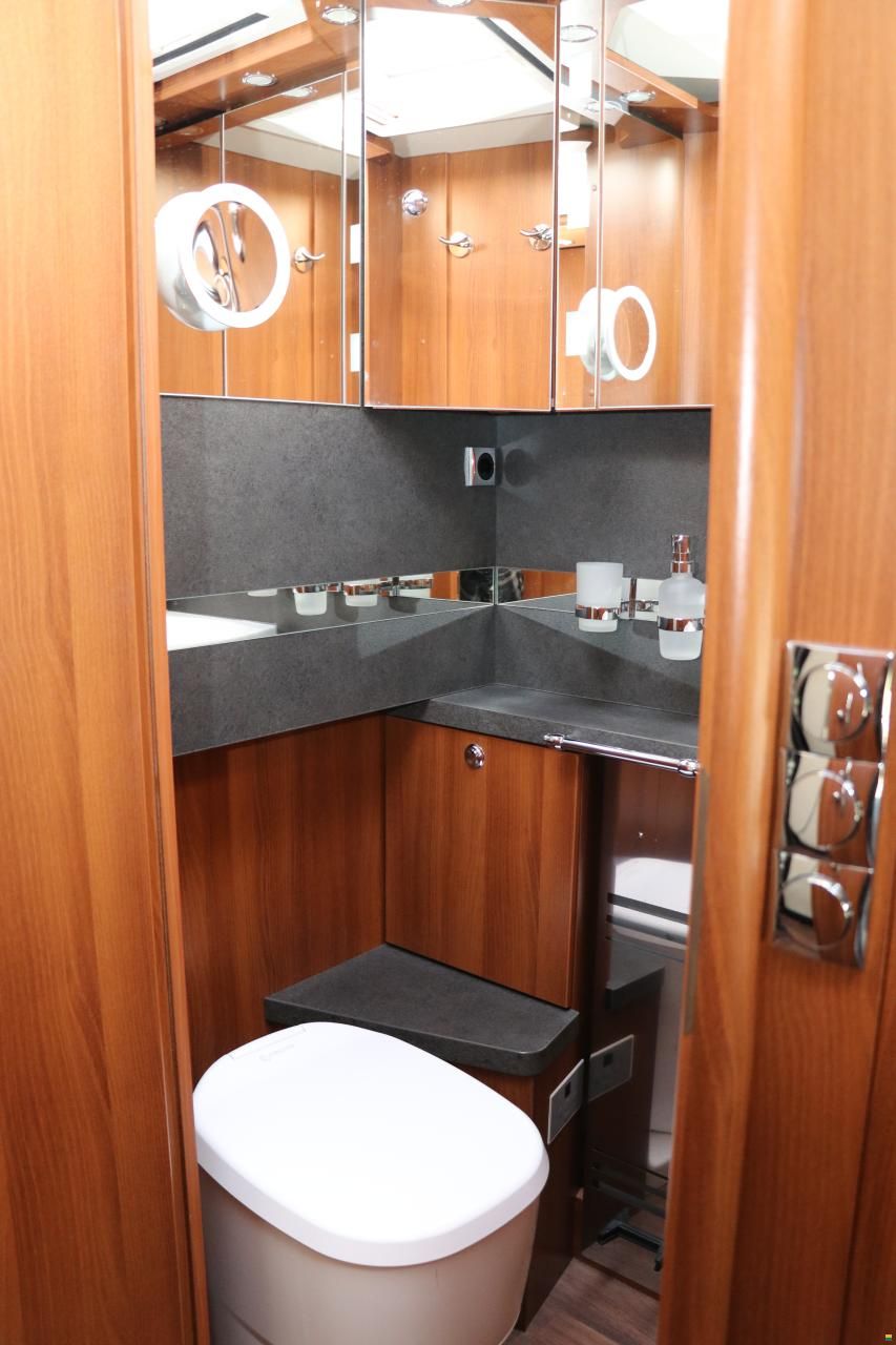 Carthago Liner for two 53