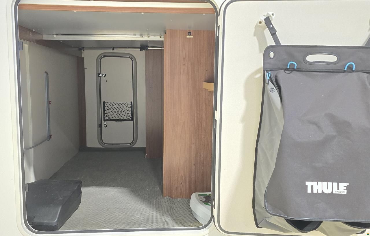 Eura Mobil "Integra Line" IL 690HB