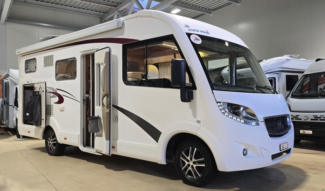 Eura Mobil "Integra Line" IL 690HB