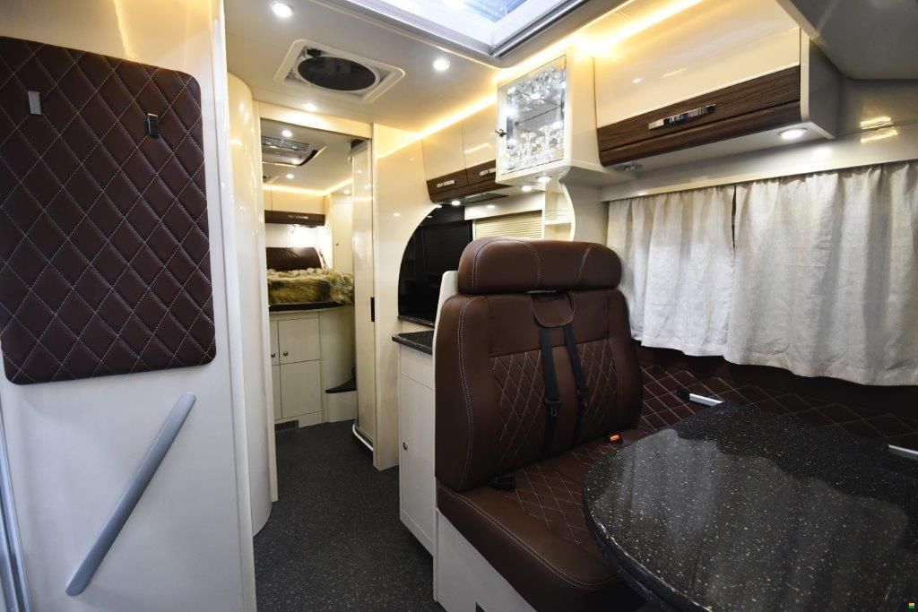 Mercedes Benz Sprinter 6x6