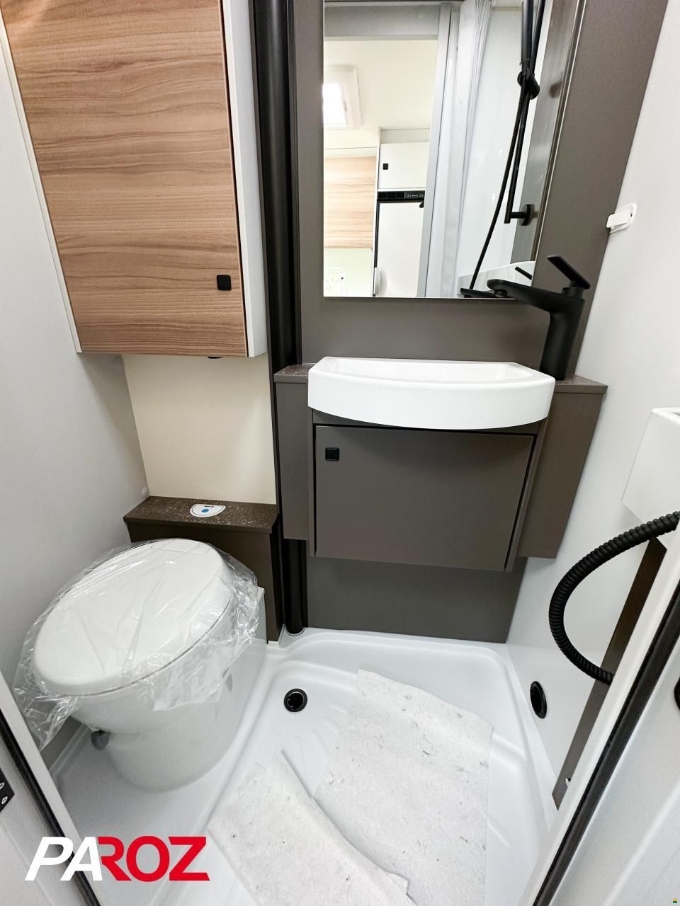 B&uuml;rstner B66 690 TD