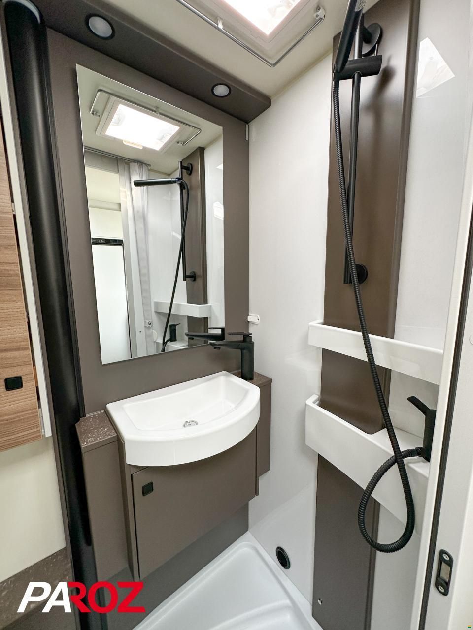 B&uuml;rstner B66 690 TD