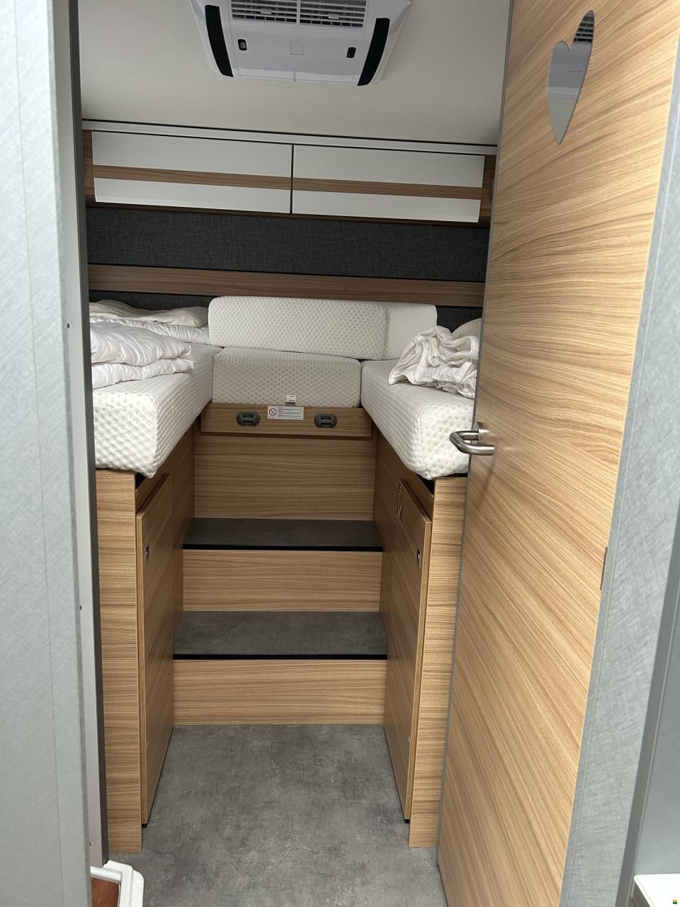 Dethleffs Just 90 7052EBL