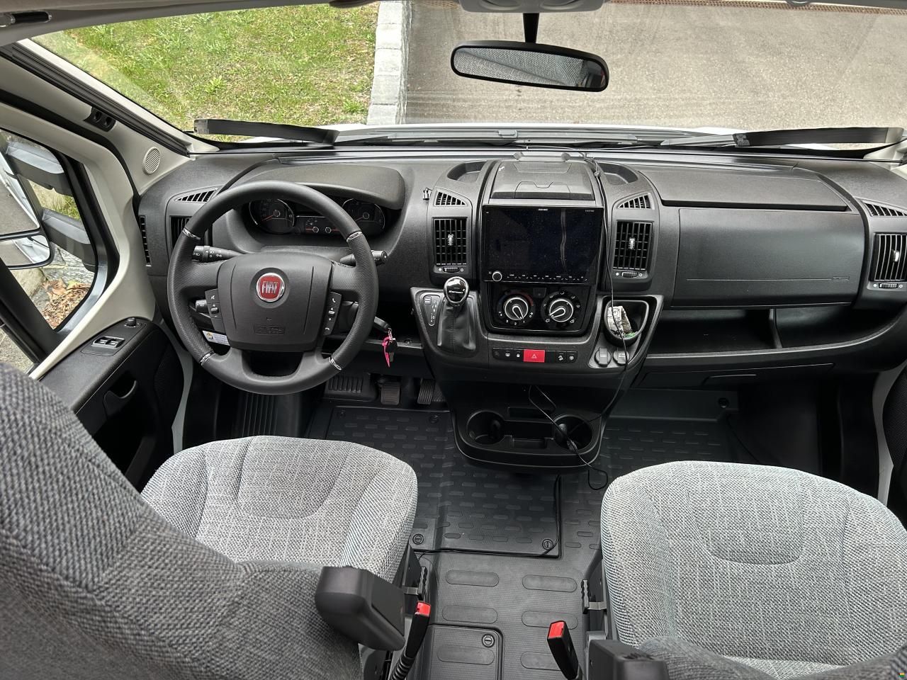 Dethleffs Just 90 7052EBL