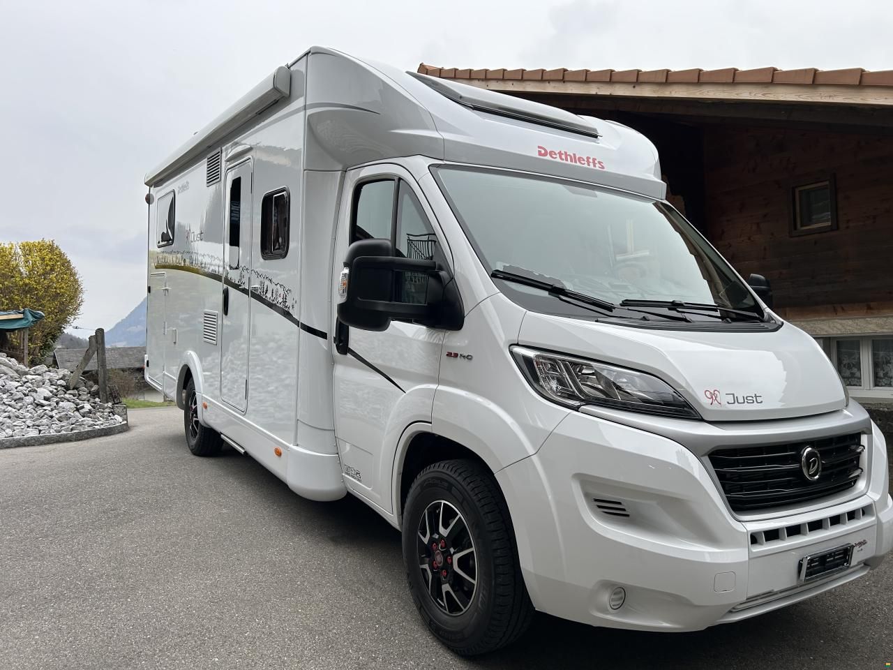 Dethleffs Just 90 7052EBL