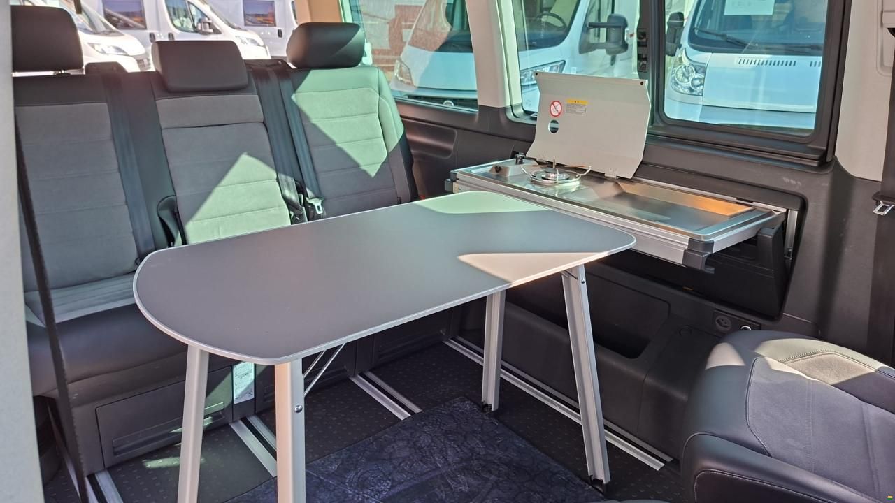 Volkswagen T6.1 California Beach 4M