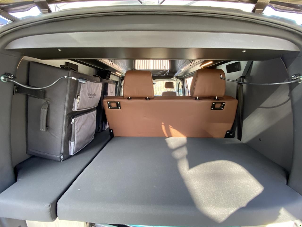 Volkswagen Custom Bus, T6 2.0TDI 199PS DSG 4M