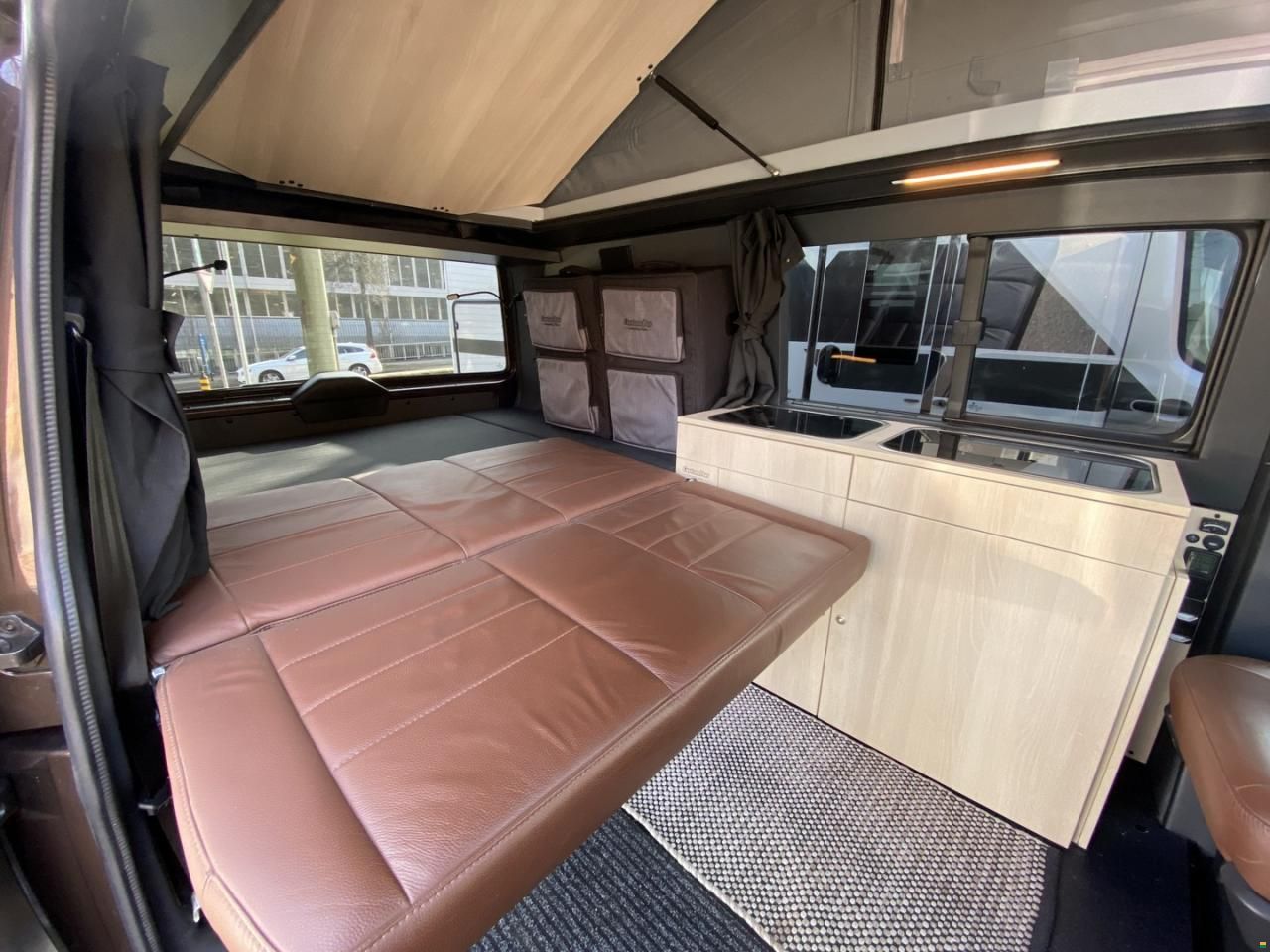 Volkswagen Custom Bus, T6 2.0TDI 199PS DSG 4M