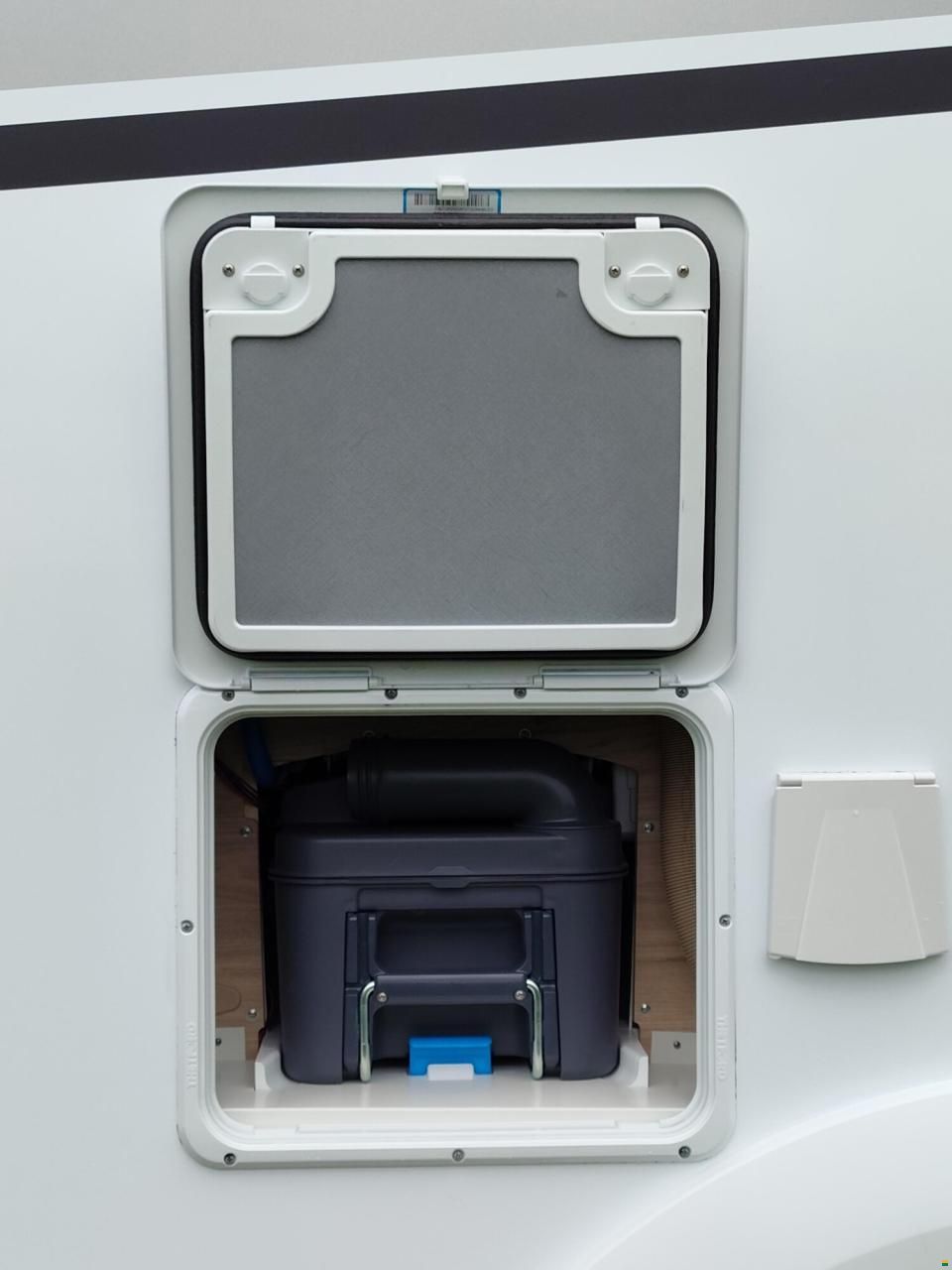 Dethleffs Just Camp Active T 7052 EBL