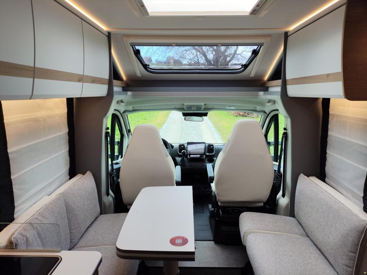 Dethleffs Just Camp Active T 7052 EBL