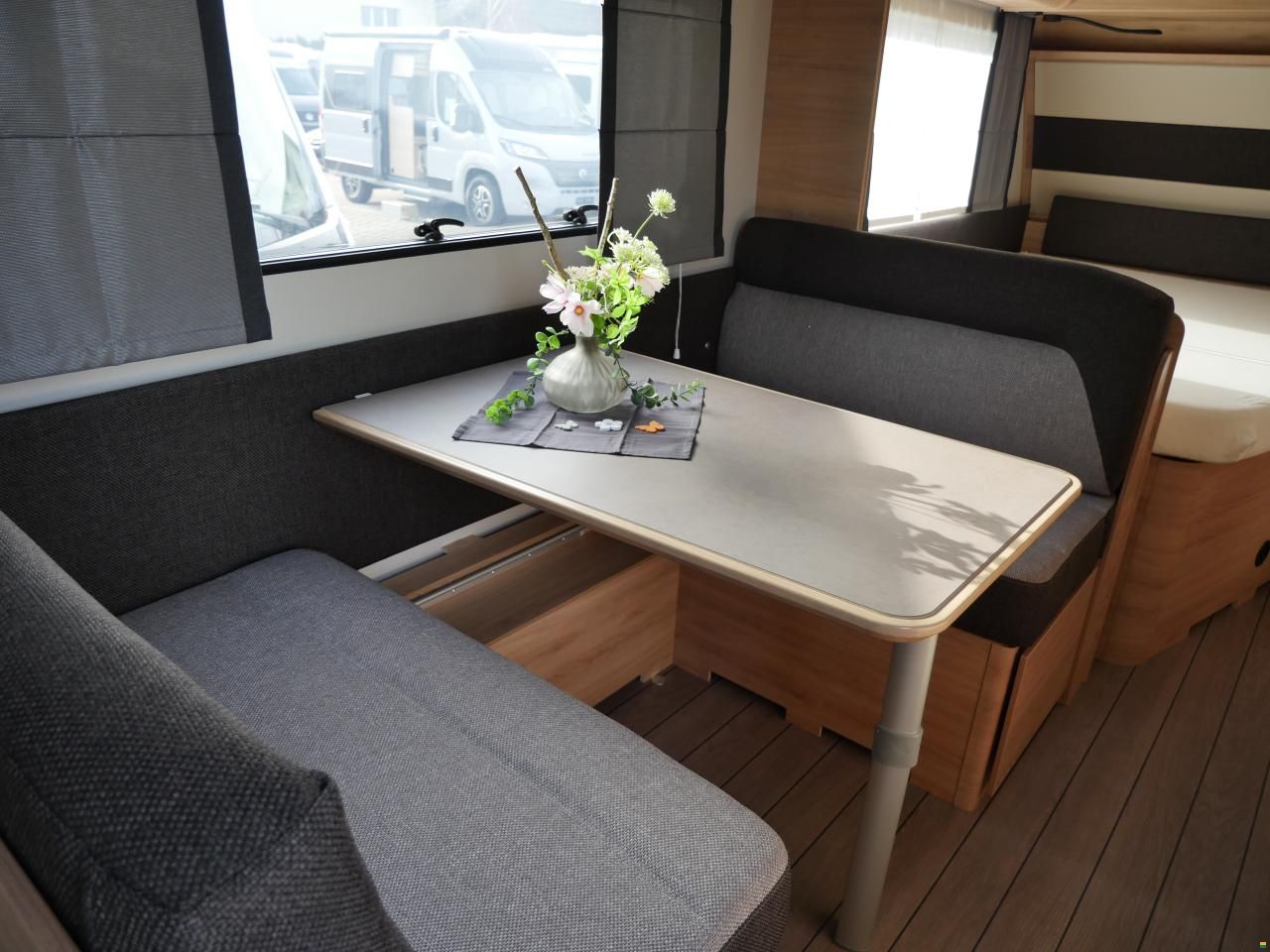 Knaus S&uuml;dwind 540 FDK Black S | 2026