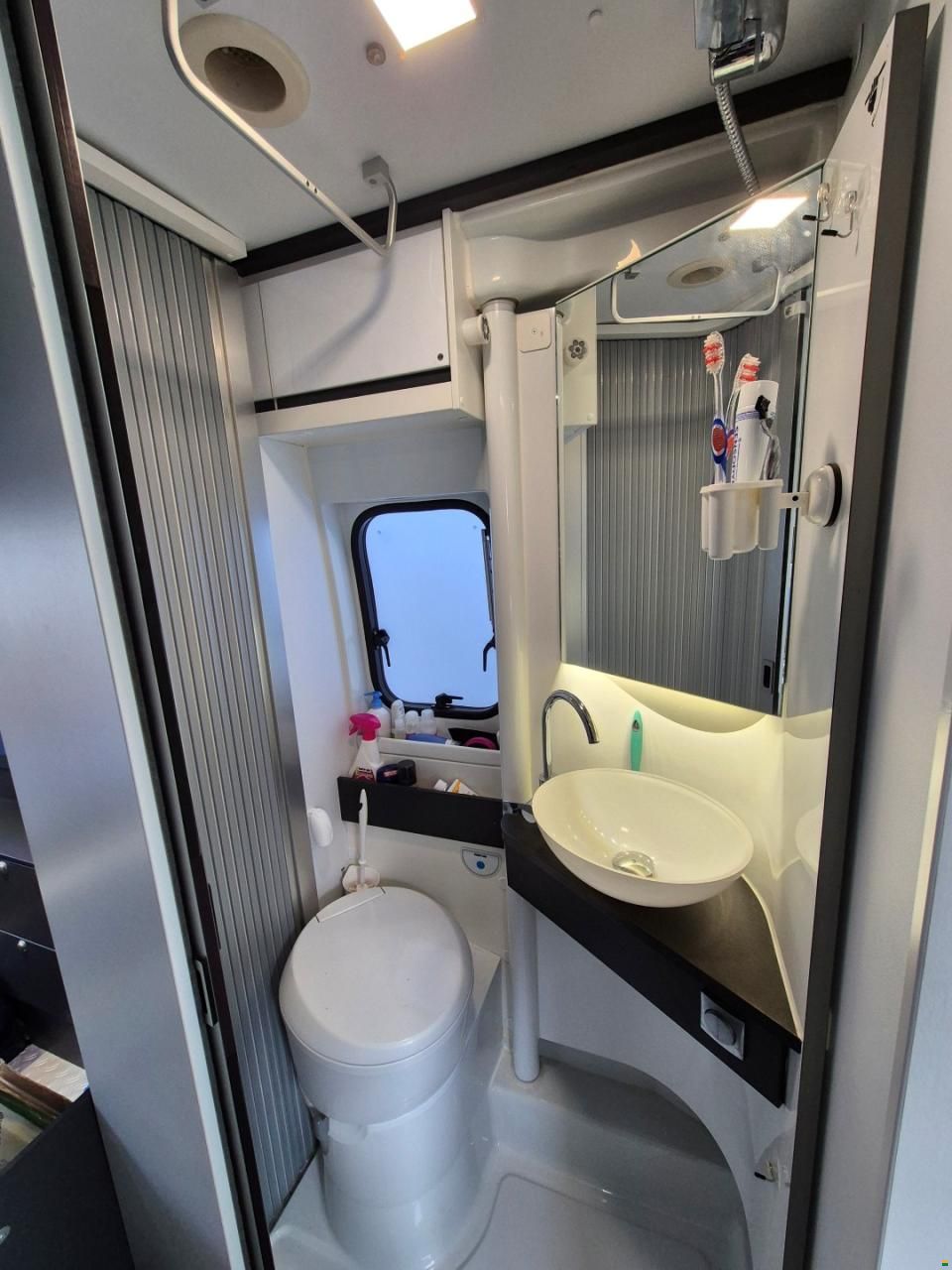 Adria 640 SGX supreme