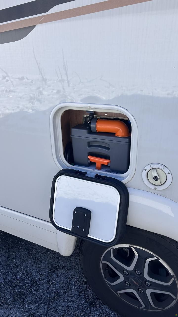 Carthago C-Tourer I 143 LE