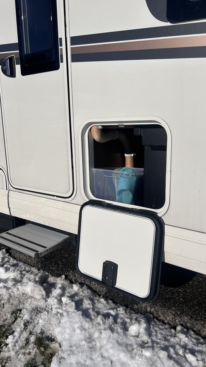 Carthago C-Tourer I 143 LE