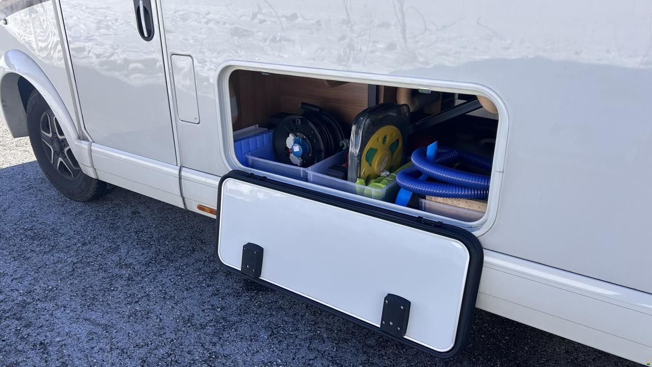 Carthago C-Tourer I 143 LE