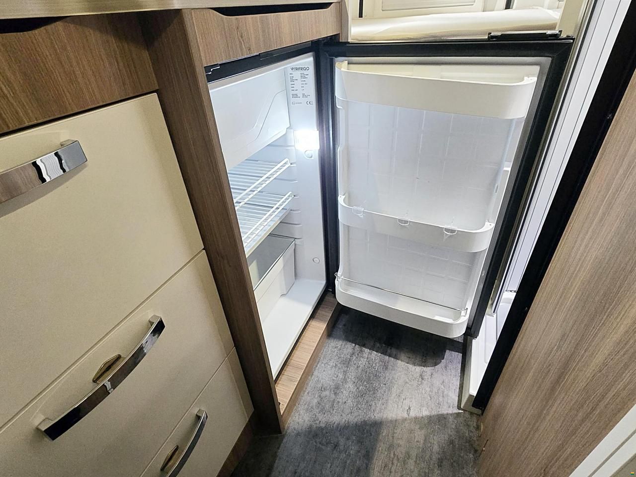 Pilote V540 G 2.2 AUTOMAT MJ 140