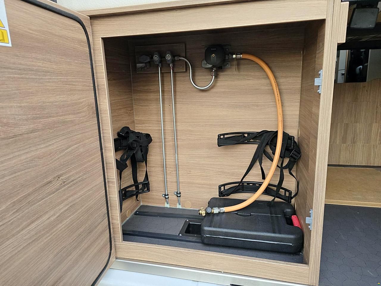 Pilote V540 G 2.2 AUTOMAT MJ 140