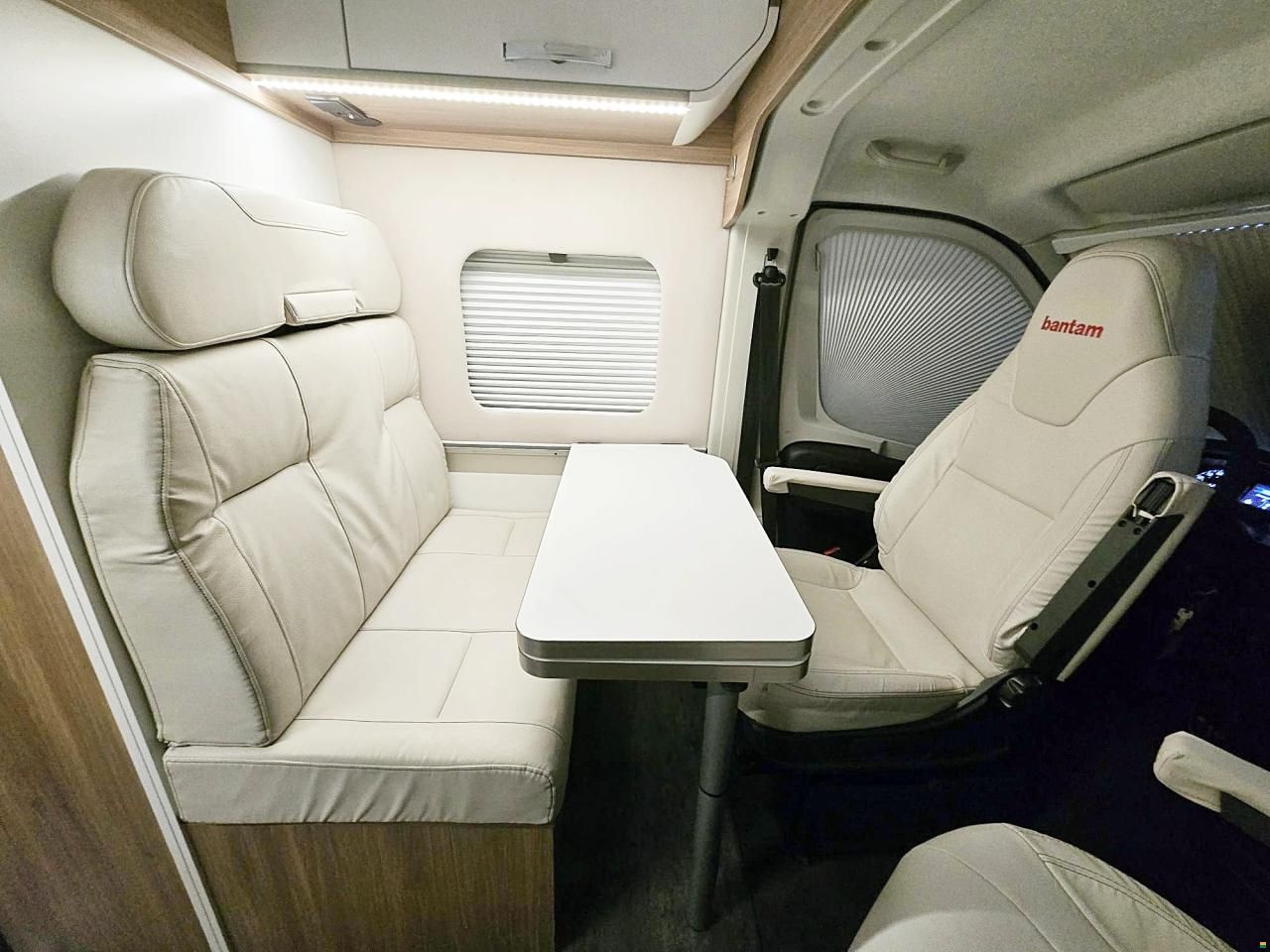 Pilote V540 G 2.2 AUTOMAT MJ 140