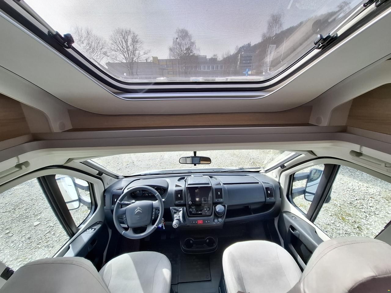 LMC Tourer H720 lift