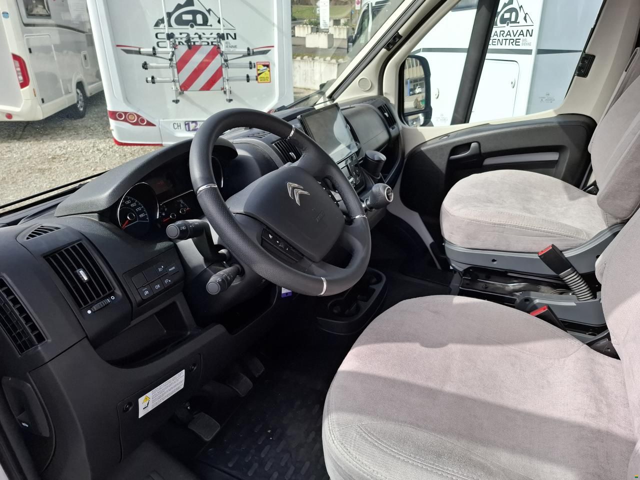 LMC Tourer H720 lift