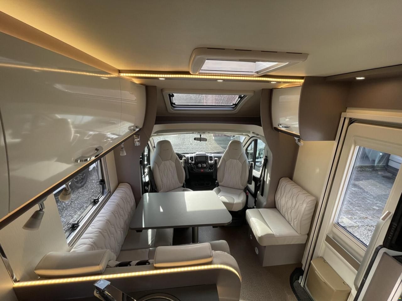 B&uuml;rstner Limited T 690 G