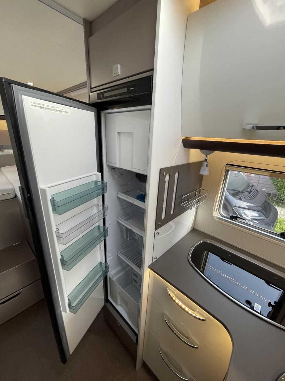 B&uuml;rstner Limited T 690 G