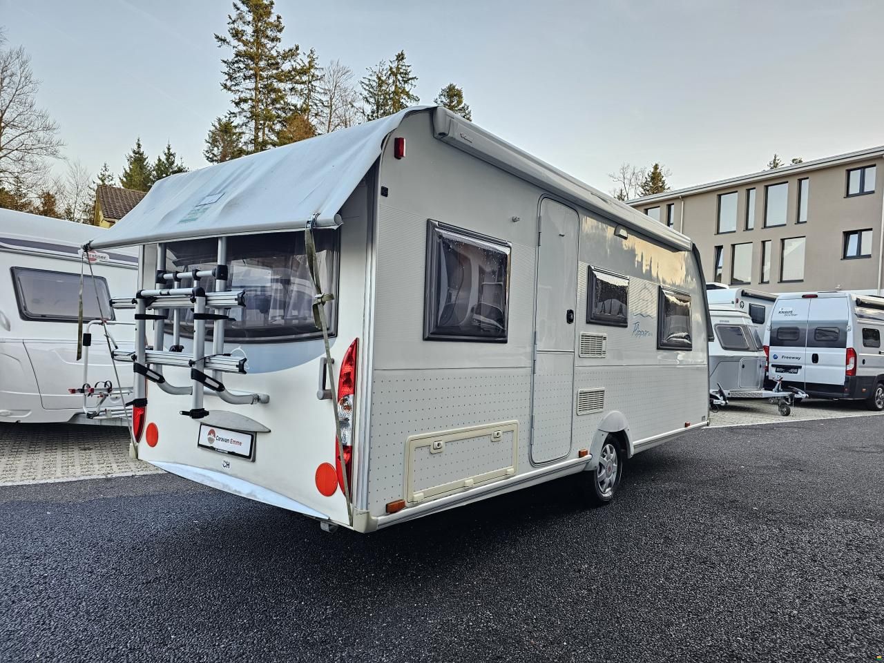 B&uuml;rstner Flipper 480tk mit Kaj&uuml;ttenbett!