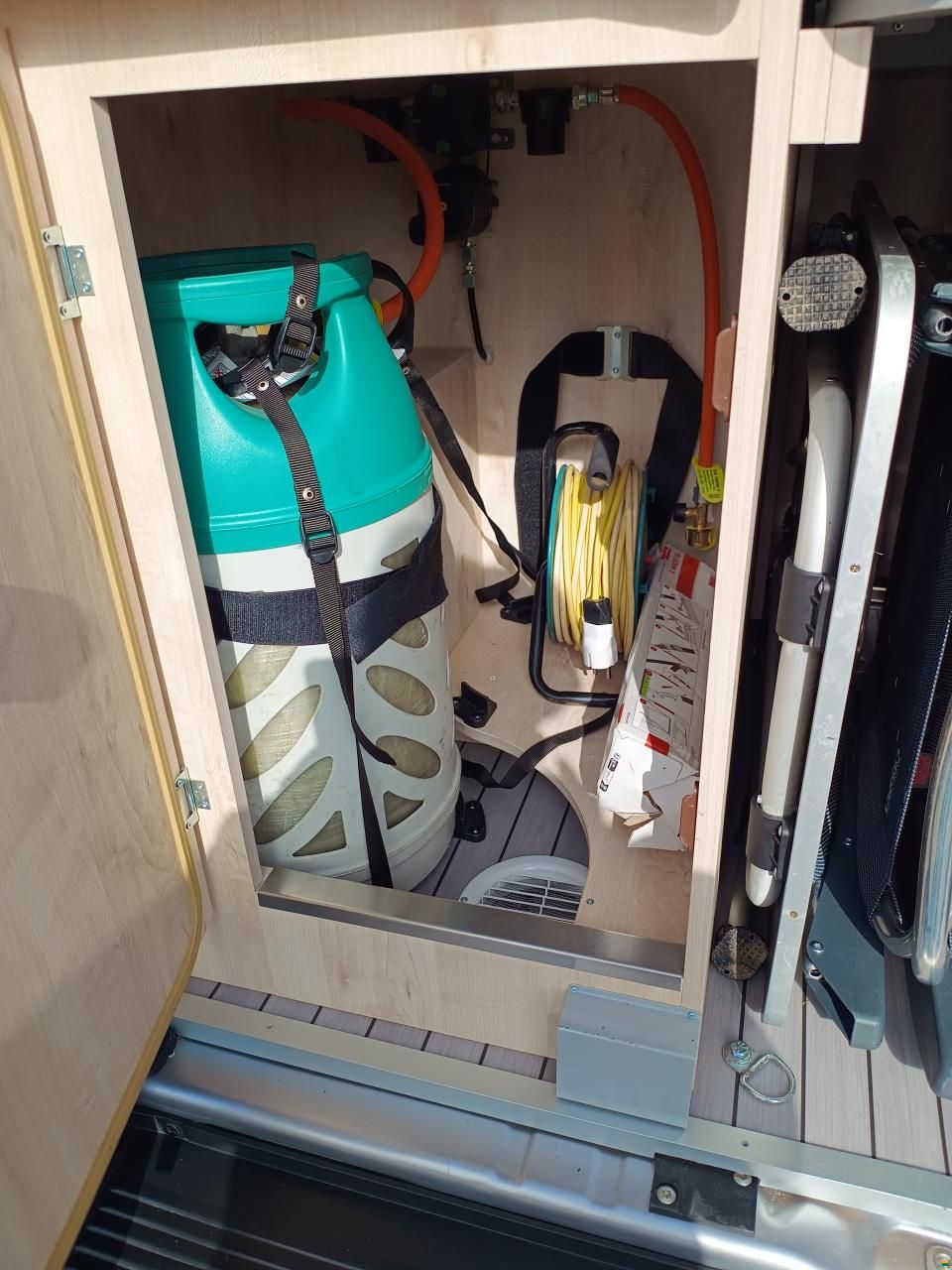 Clever Vans Tour 540