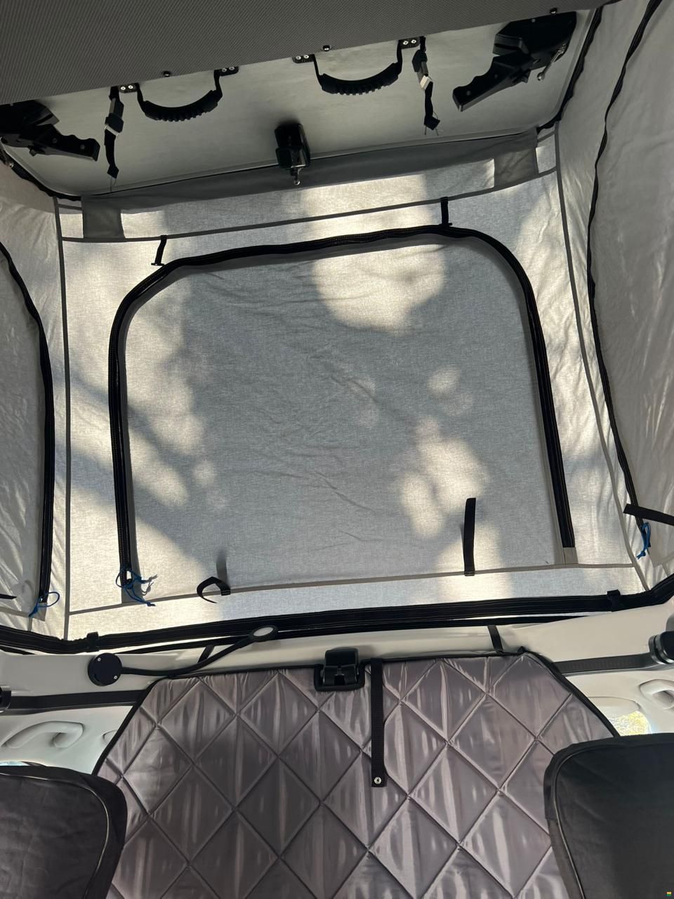 P&ouml;ssl Campstar V-Klasse 250d 4Matic