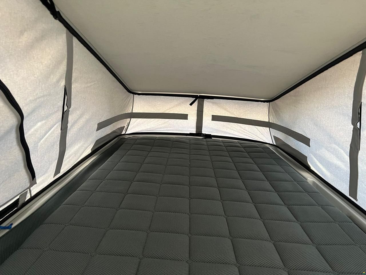 P&ouml;ssl Campstar V-Klasse 250d 4Matic