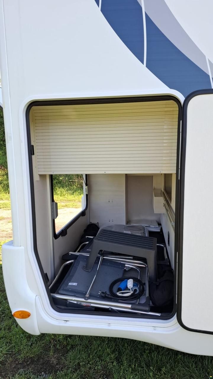 Ford Chausson Welcome 738XLB