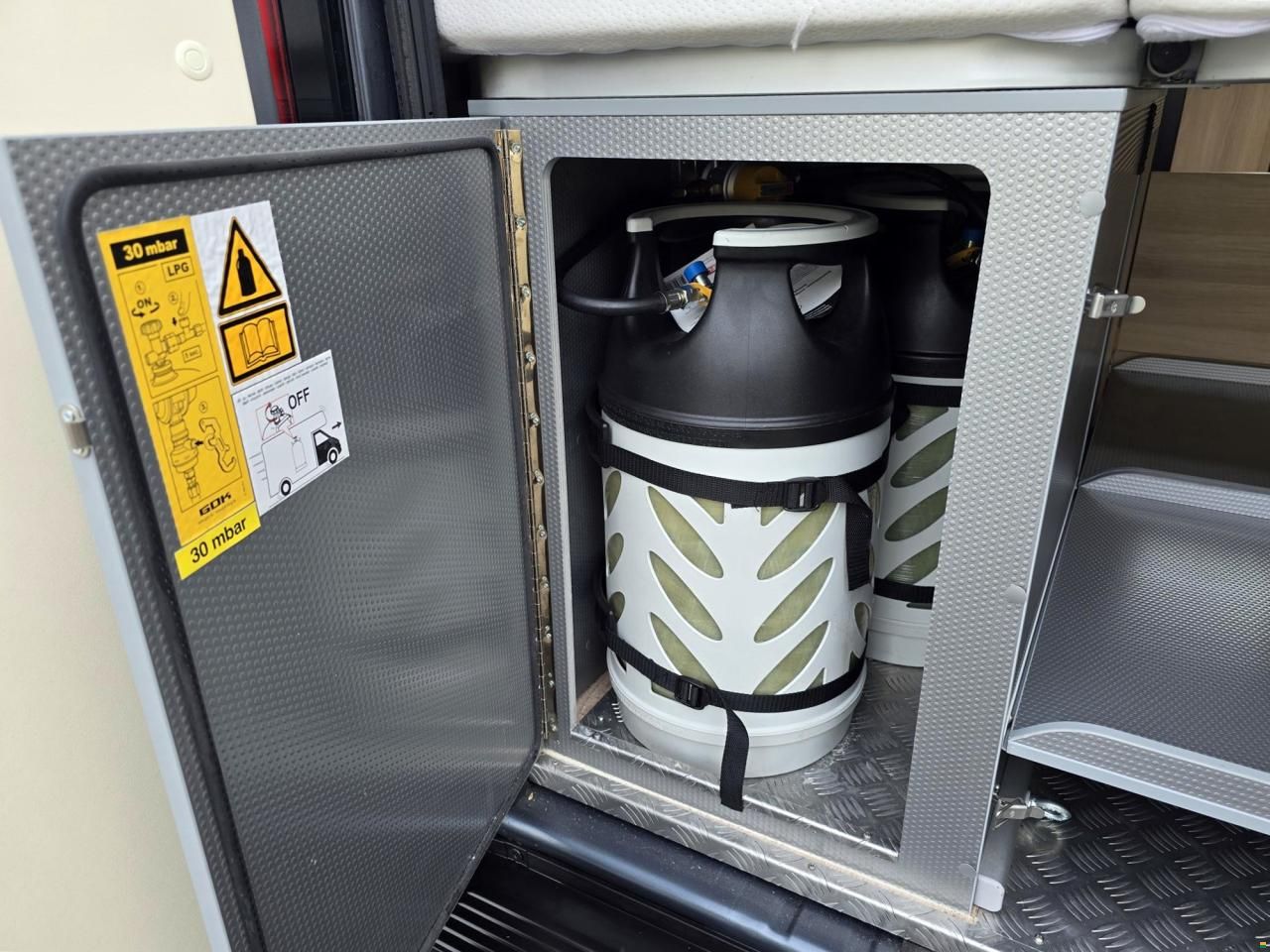 Dreamer D55+ SELECT 2.2 9G-AUTOMAT MJ140