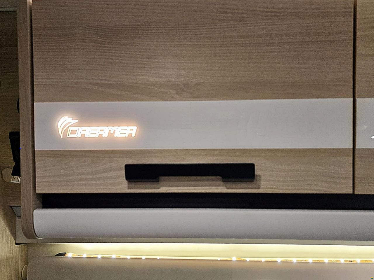 Dreamer D55+ SELECT 2.2 9G-AUTOMAT MJ140