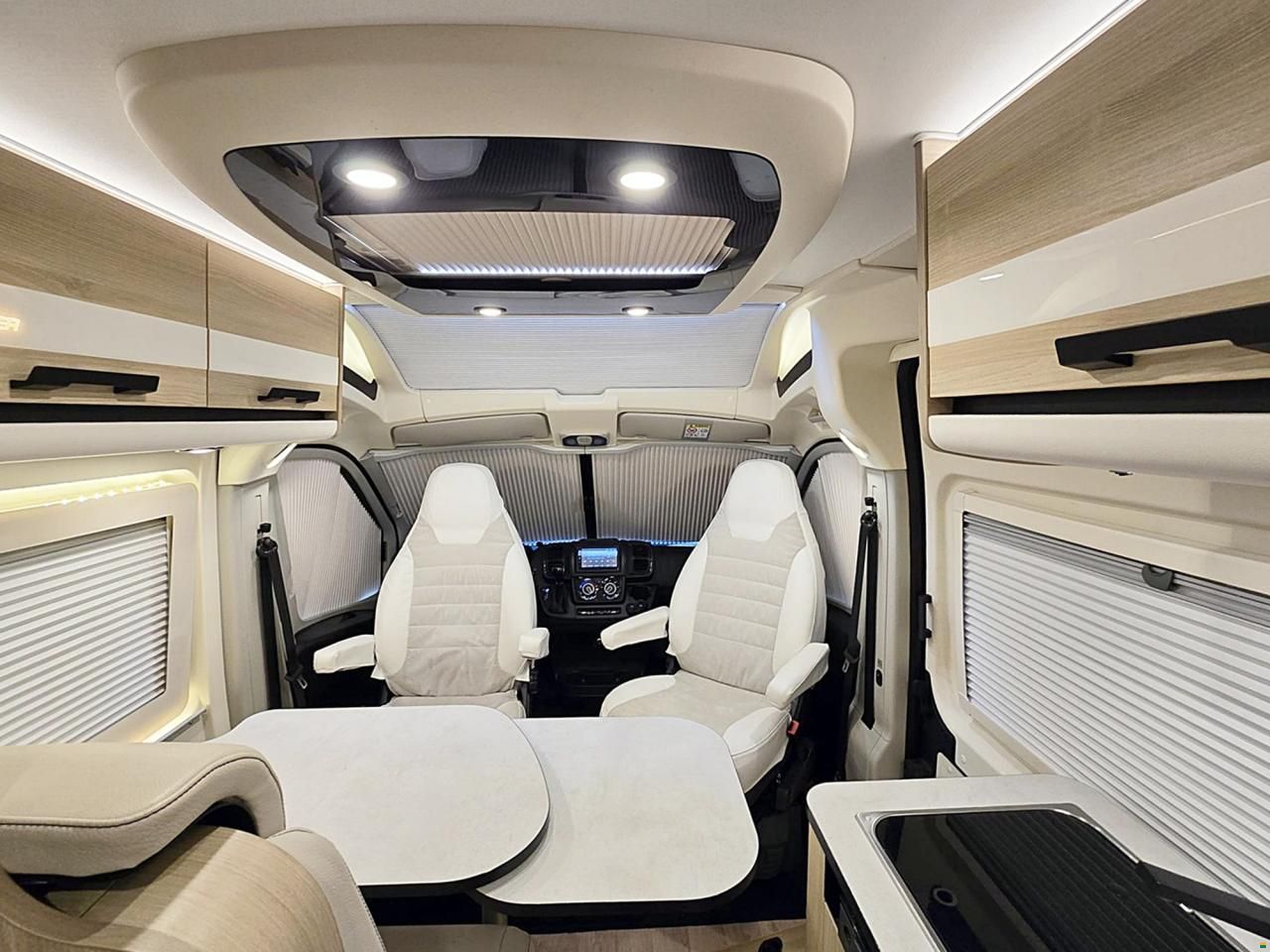 Dreamer D55+ SELECT 2.2 9G-AUTOMAT MJ140