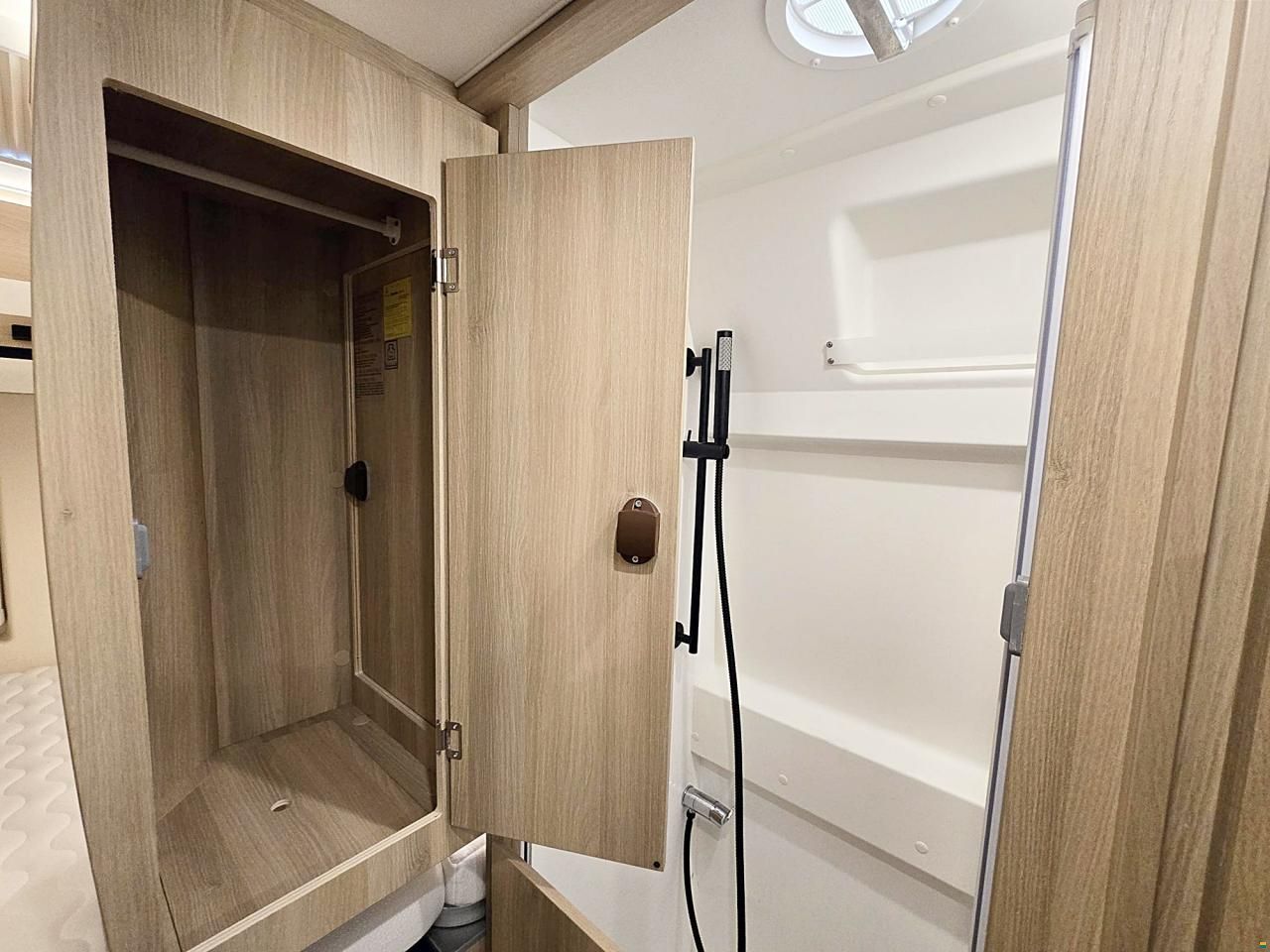 Dreamer D55+ SELECT 2.2 9G-AUTOMAT MJ140