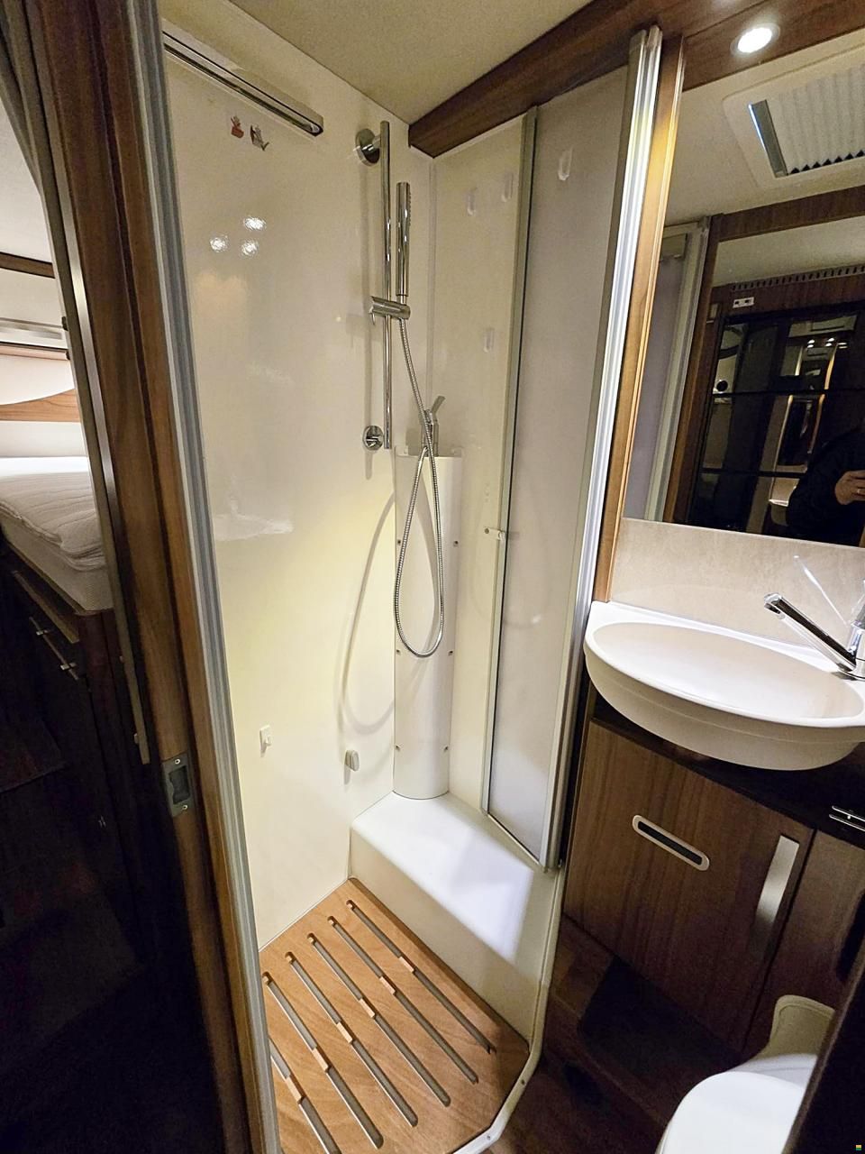 Hymer EXIS-T EX 588 EXPERIENCE AUTOMAT 2.3 150