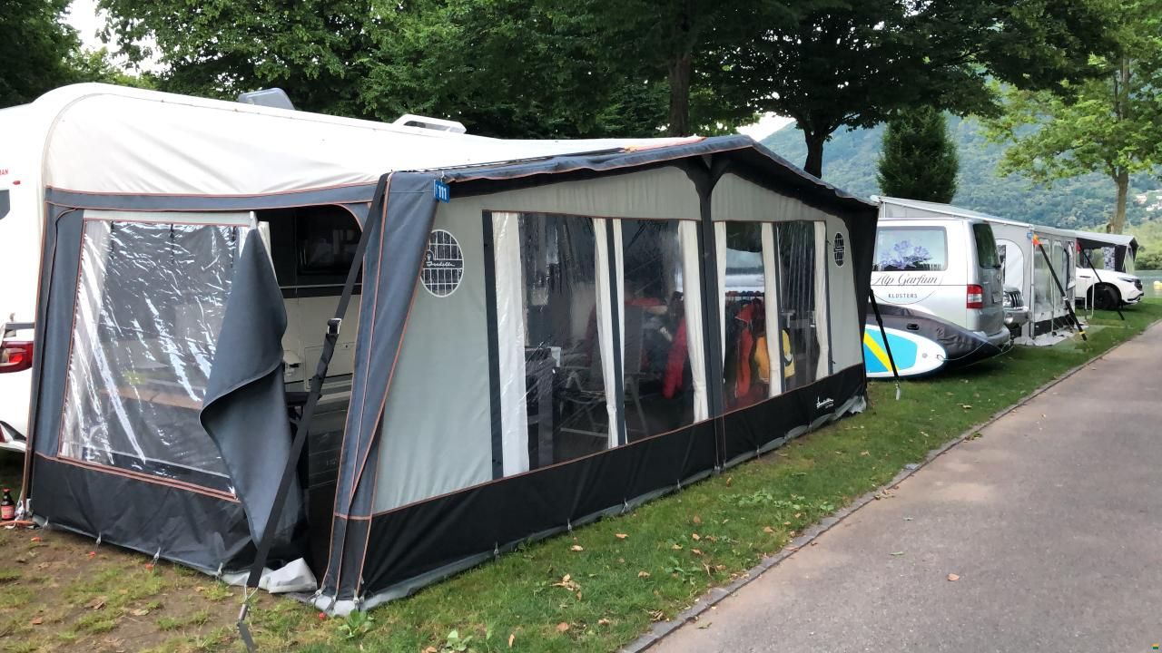 Hobby De Luxe 650 KFU