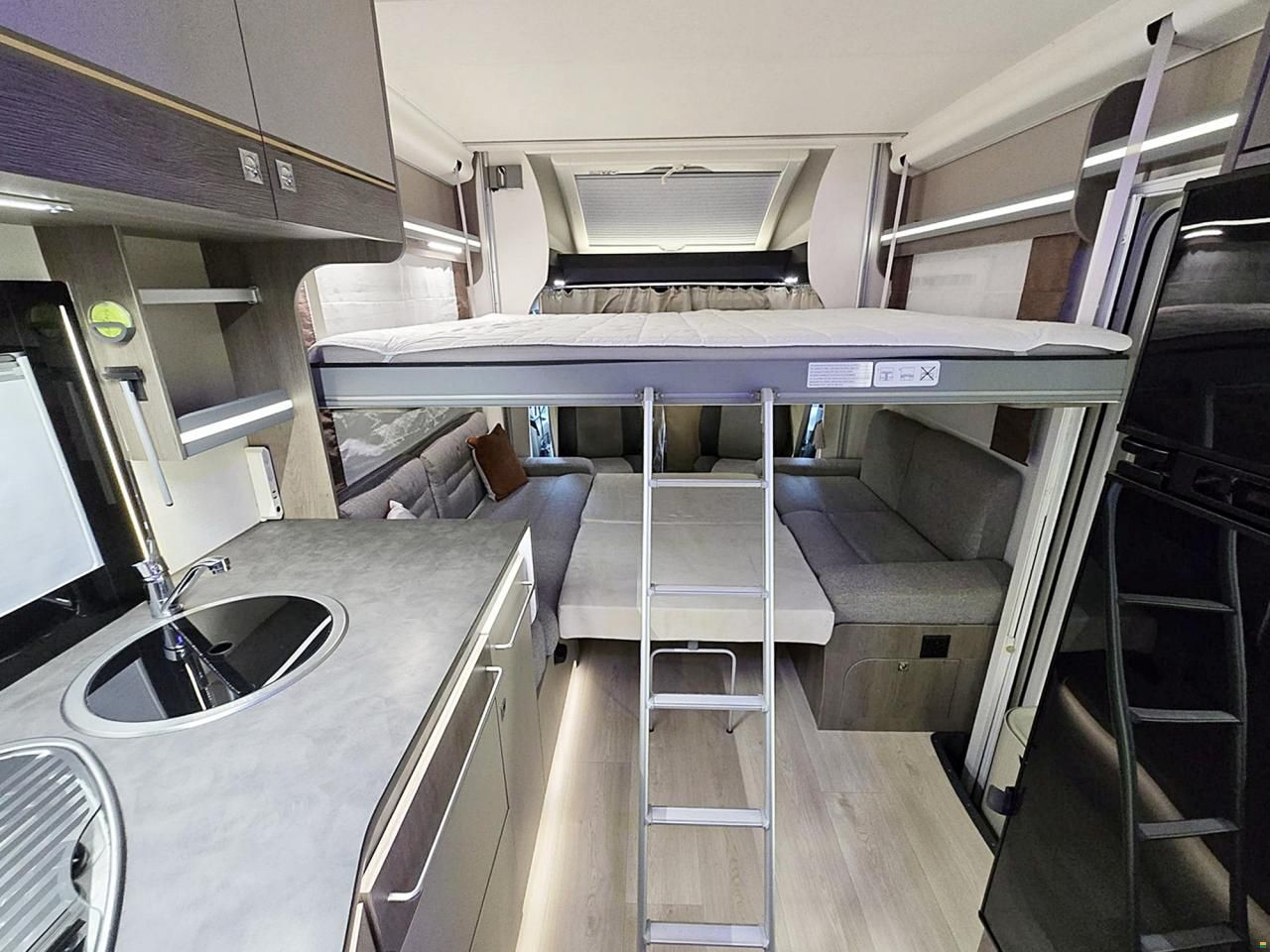 Chausson 640 TITANIUM 2.0 TDCI AUTOMAT