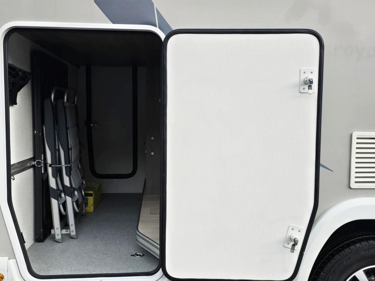 Chausson 640 TITANIUM 2.0 TDCI AUTOMAT