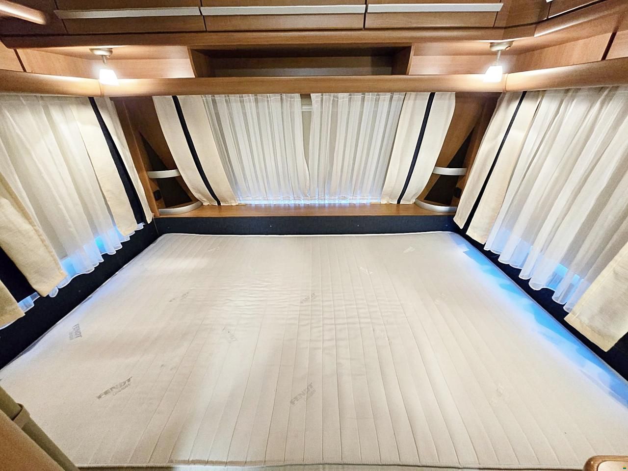 Fendt BIANCO 445 TF ROSSO LIMITED EDITION