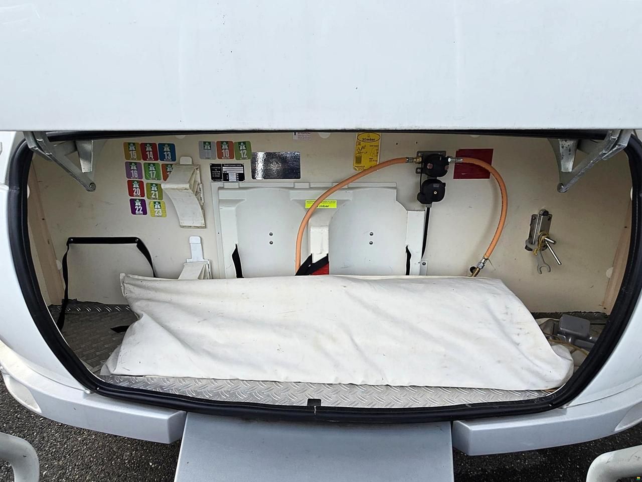 Fendt BIANCO 445 TF ROSSO LIMITED EDITION