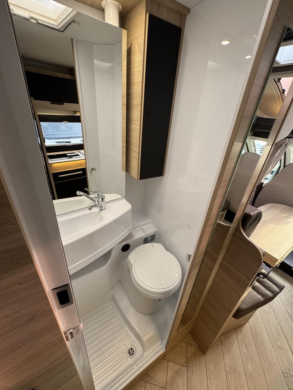 Challenger 287 Graphite Edition