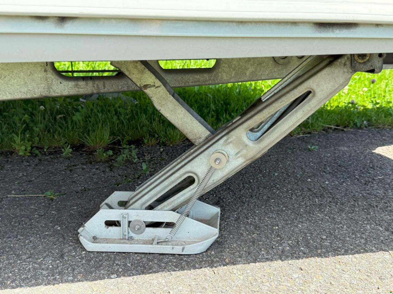 B&uuml;rstner AMARA 470 TL