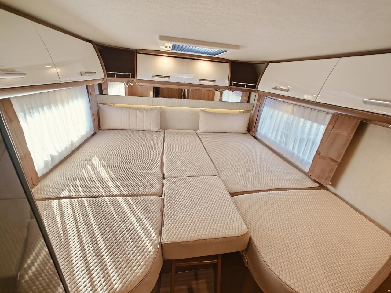 Carthago Compactline I 141 LE - Super Lightweight