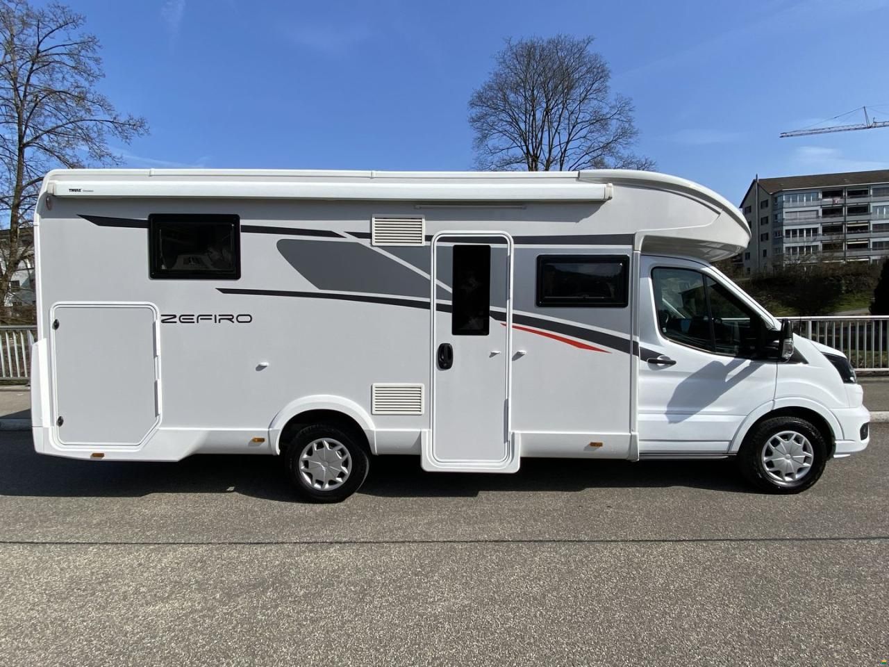 Roller Team Zefiro 267TL, Ford 2.0TDCi 170PS Automat