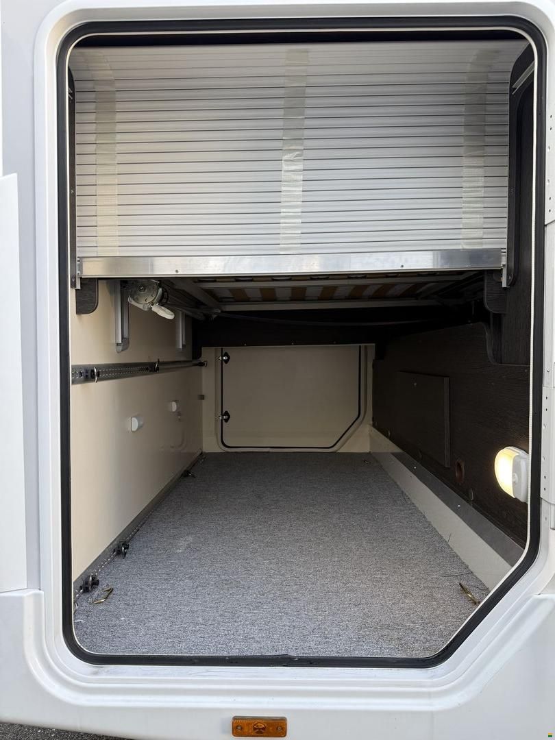 Roller Team Zefiro 267TL, Ford 2.0TDCi 170PS Automat